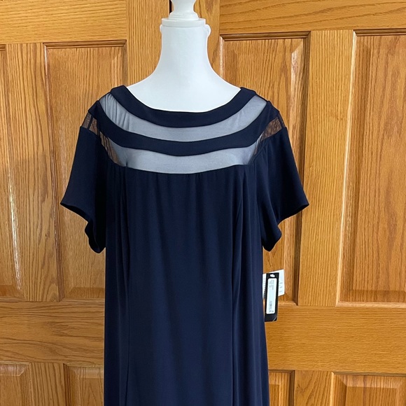 Formal Dress Plus Sz 18W XSCAPE Navy Short Sleeves - Picture 7 of 8